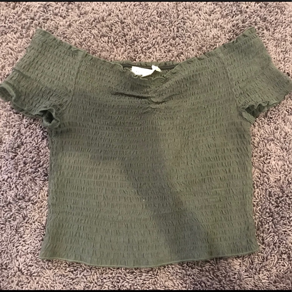 olive green off the shoulder crop top